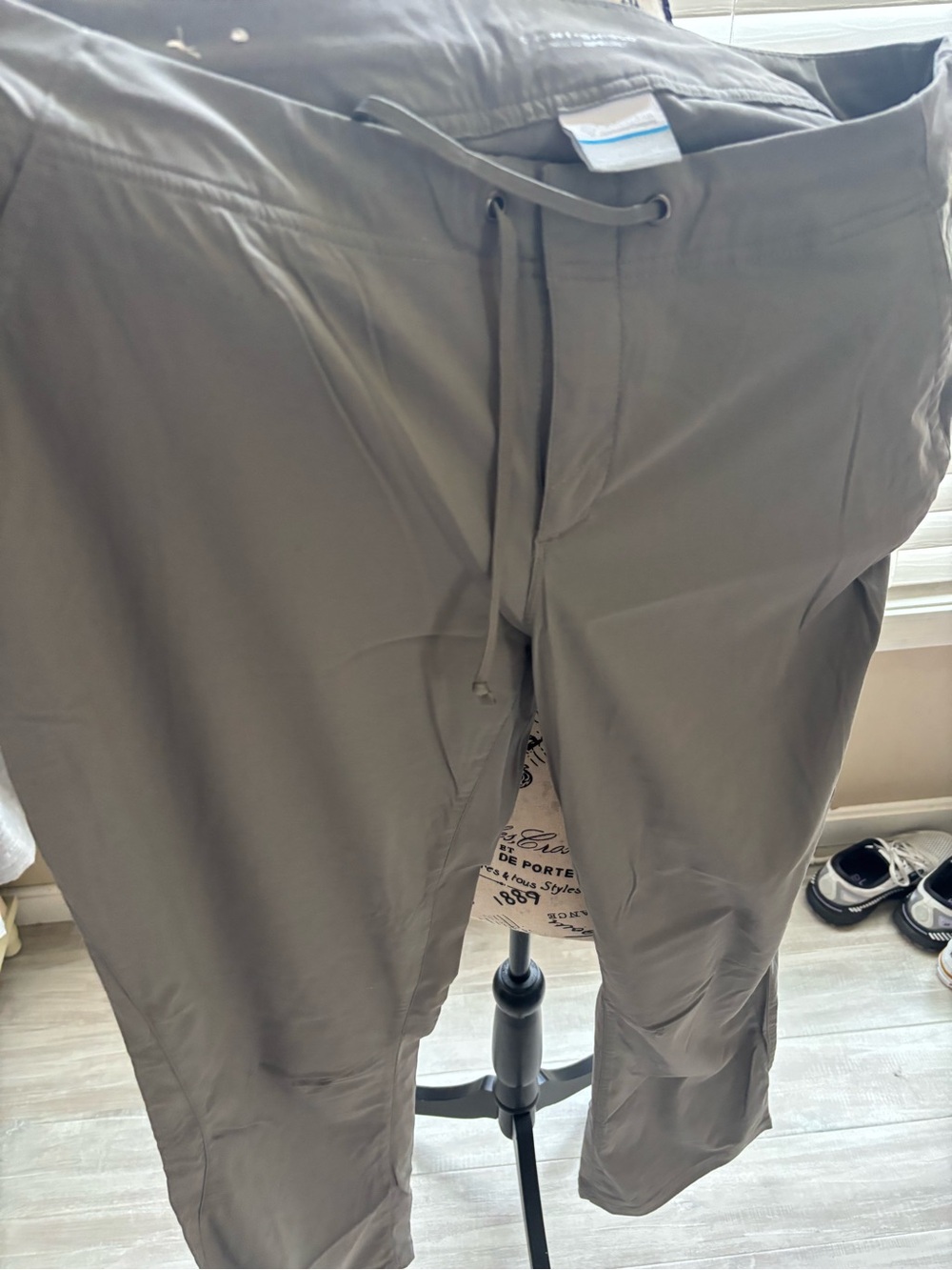 Columbia ladies Olive Green Drawstring Joggers